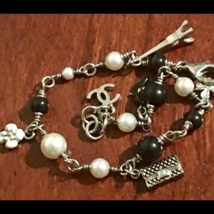 Chanel faux pearl and resin bracelet